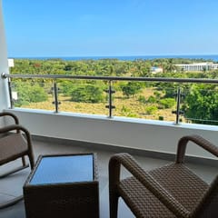 2 Bedroom, Executive penthouse, Jacuzzi, private balcony