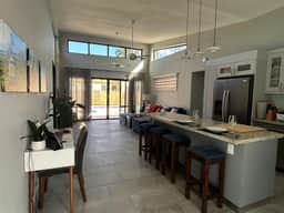 Private retreat  2 bedroom encuentro, walk to beach - Image 3