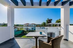 Palm Villa 4BR Luxe pool /jacuzzi retreat - Image 5
