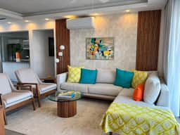 2 Bedroom, Executive penthouse, Jacuzzi, private balcony - Image 3