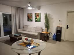 1 bedroom, pool view, walk to beach - Image 5