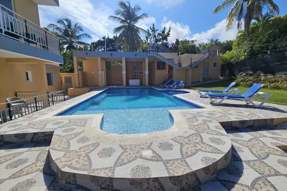 Millenium 3 BR, Private Resort, Fenced - Image 1