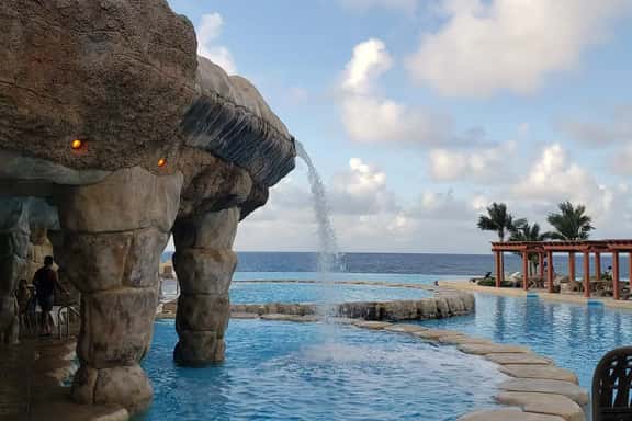 New Stylish 1 Bedroom, Resort, Casa Sea-Esta - Image 1