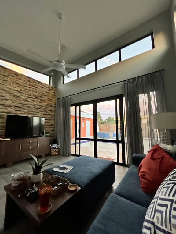 Private retreat  2 bedroom encuentro, walk to beach - Image 4