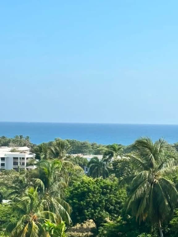 2 Bedroom, Executive penthouse, Jacuzzi, private balcony - Image 2