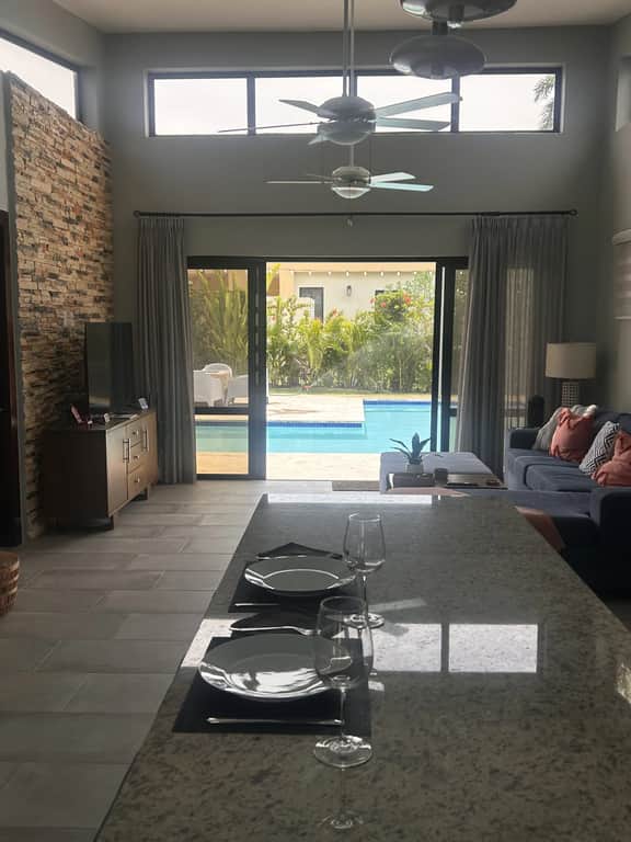 Private retreat  2 bedroom encuentro, walk to beach - Image 2