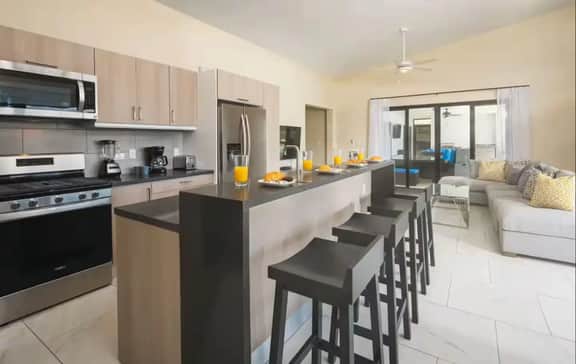 Dazzling Villa, 3 BR, Game Room, Casa Linda - Image 4