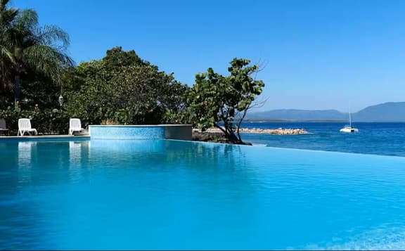 Ocean Front, Priv Beach, Gated, 2 BR - Image 1